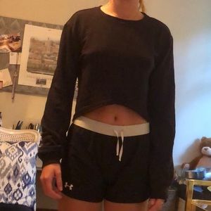 Black cropped long sleeve sweater